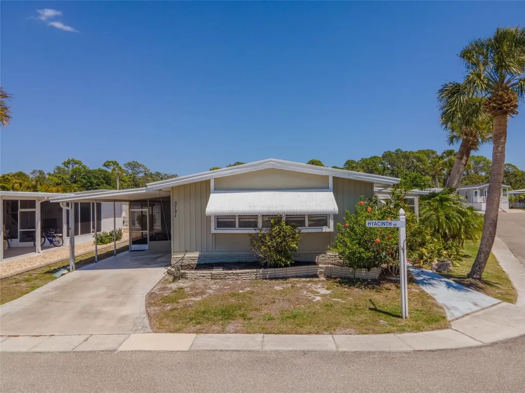 5751 Hyacinth Road Venice FL 34293