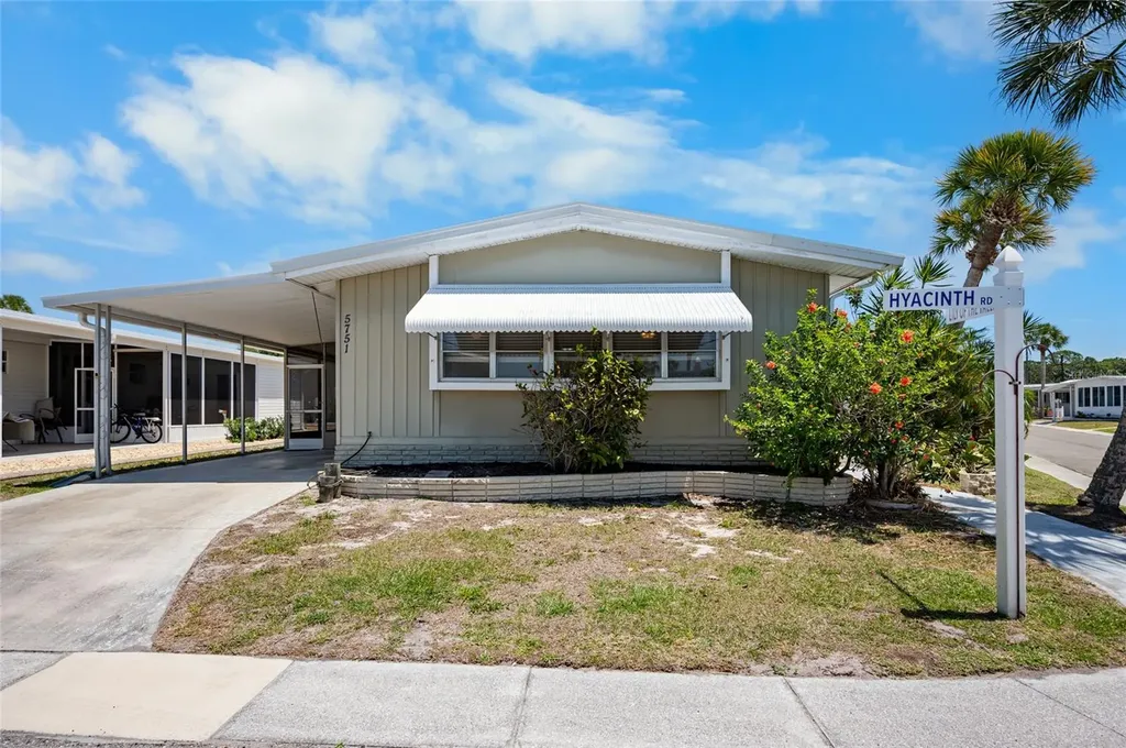 5751 Hyacinth Road Venice FL 34293