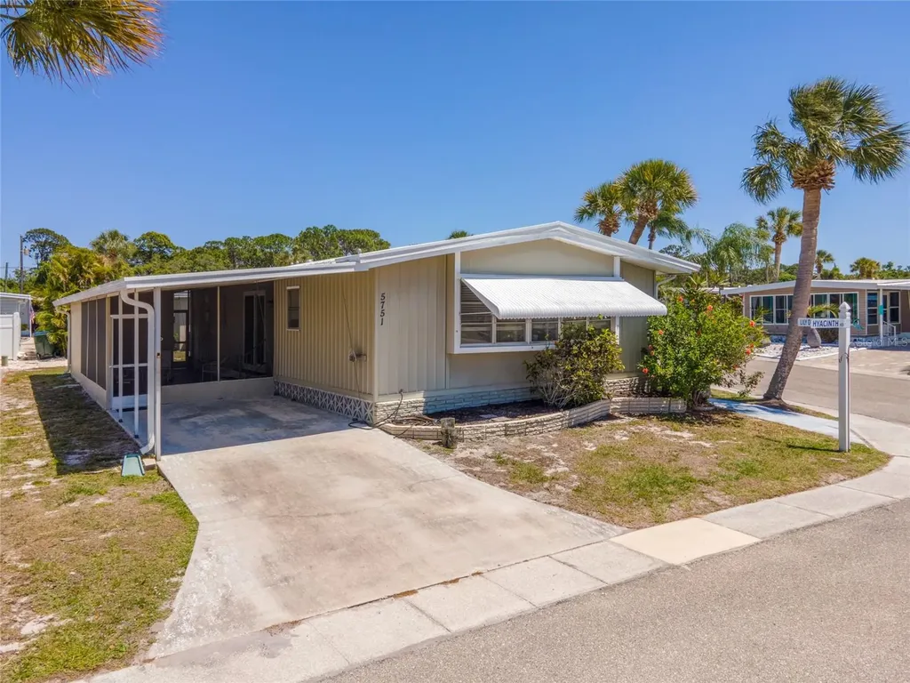 5751 Hyacinth Road Venice FL 34293