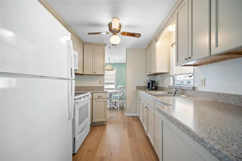 5751 Hyacinth Road Venice FL 34293