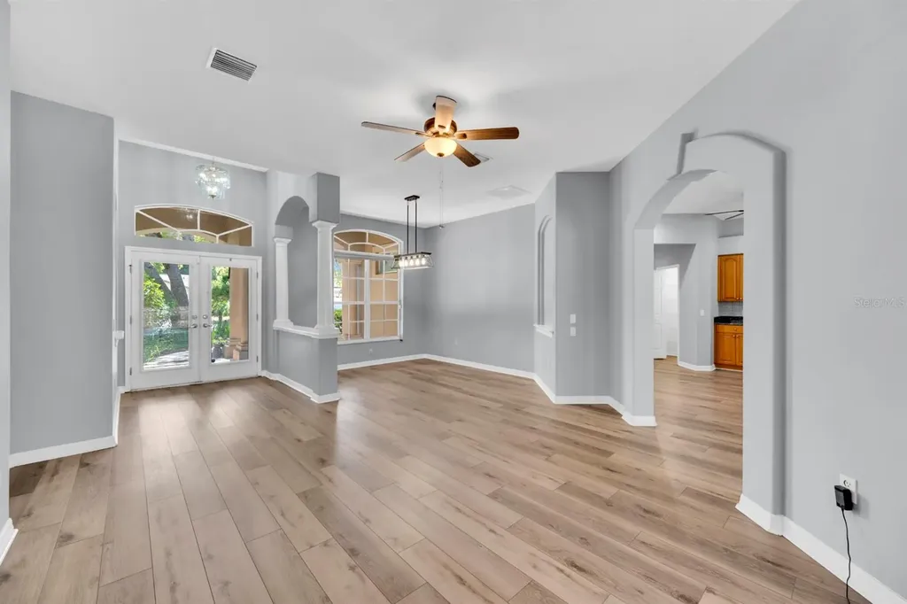 1021 Hamilton Avenue Tarpon Springs FL 34689