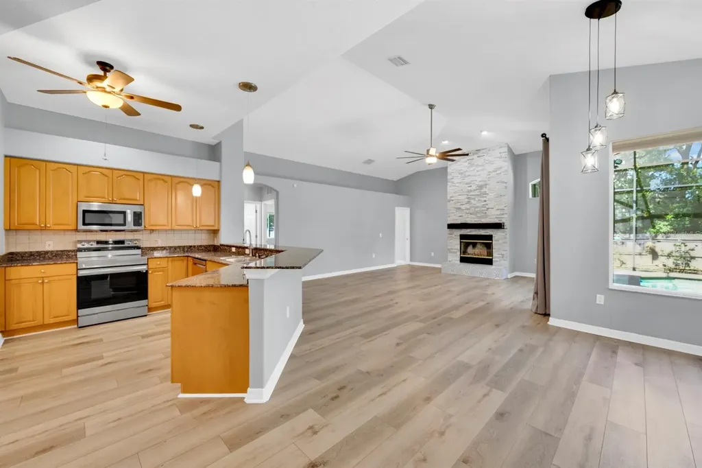 1021 Hamilton Avenue Tarpon Springs FL 34689