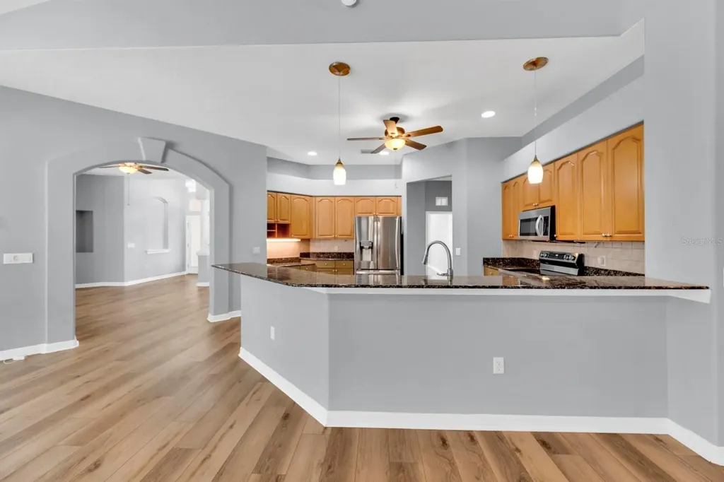 1021 Hamilton Avenue Tarpon Springs FL 34689