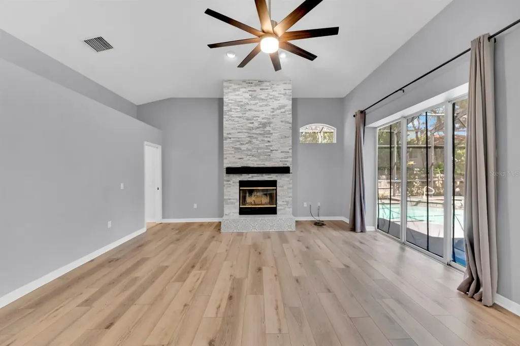 1021 Hamilton Avenue Tarpon Springs FL 34689