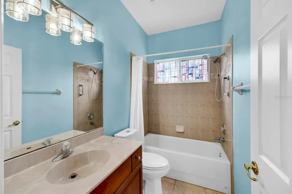 1021 Hamilton Avenue Tarpon Springs FL 34689
