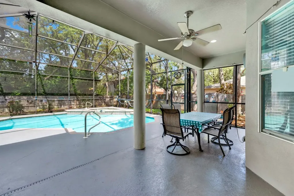1021 Hamilton Avenue Tarpon Springs FL 34689