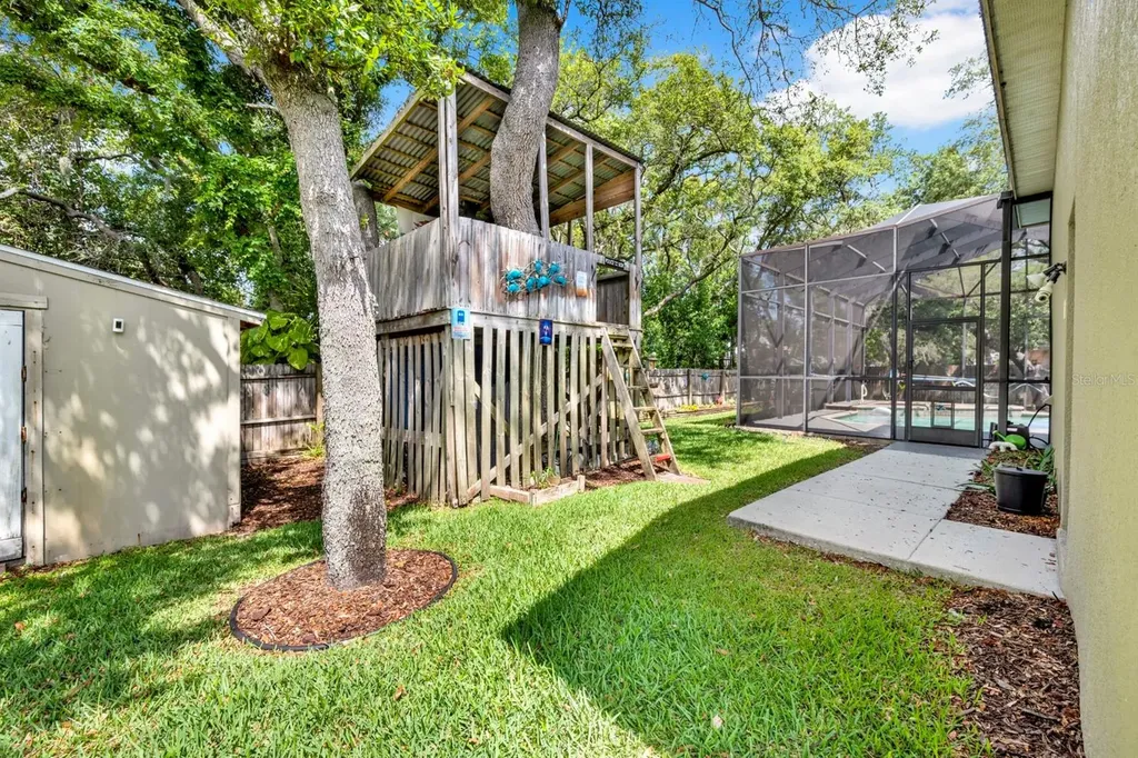 1021 Hamilton Avenue Tarpon Springs FL 34689