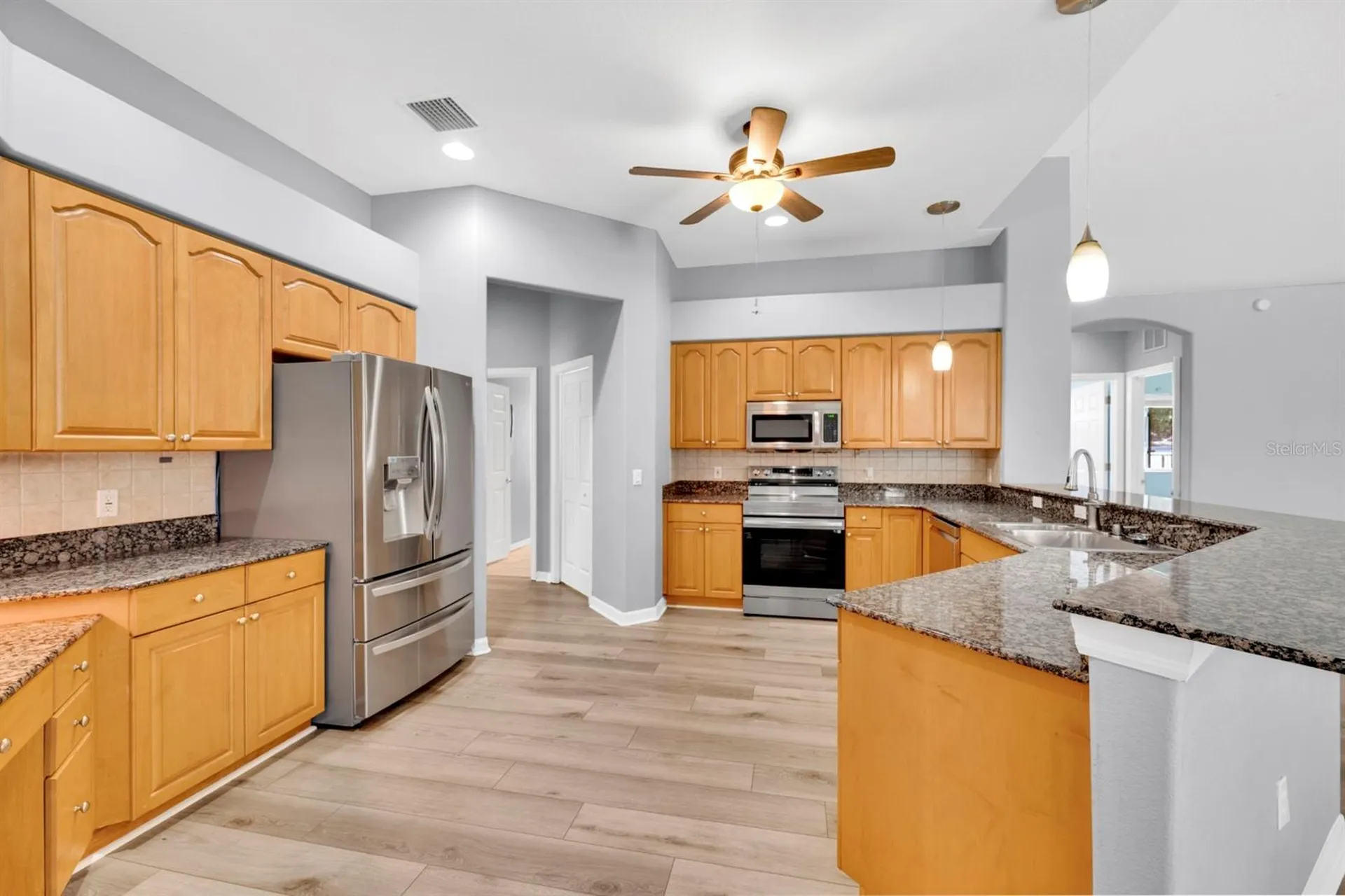 1021 Hamilton Avenue Tarpon Springs FL 34689