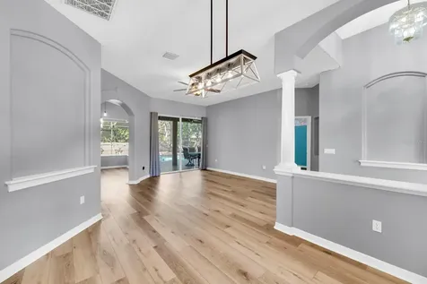 1021 Hamilton Avenue Tarpon Springs FL 34689