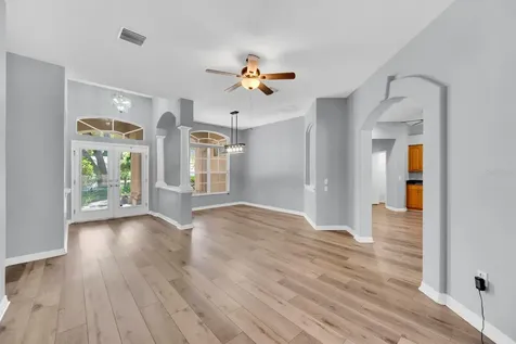 1021 Hamilton Avenue Tarpon Springs FL 34689