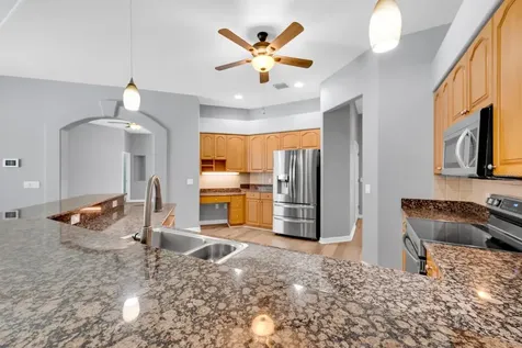 1021 Hamilton Avenue Tarpon Springs FL 34689