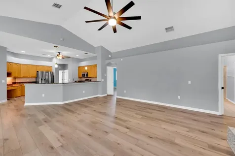 1021 Hamilton Avenue Tarpon Springs FL 34689