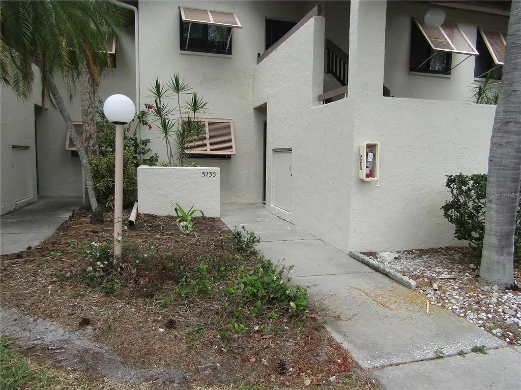5235 Willow Links Sarasota FL 34235