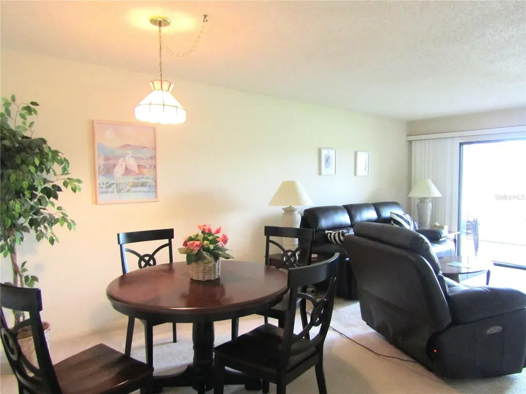 5235 Willow Links Sarasota FL 34235