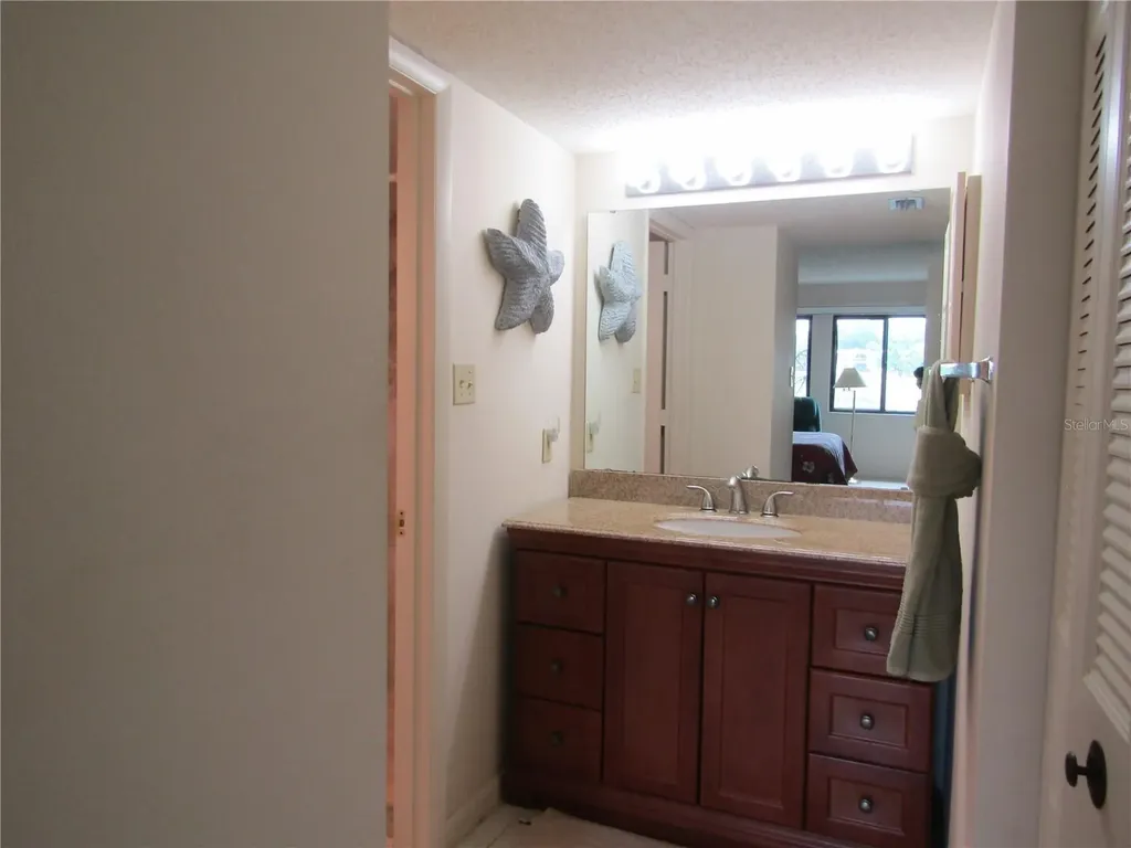 5235 Willow Links Sarasota FL 34235