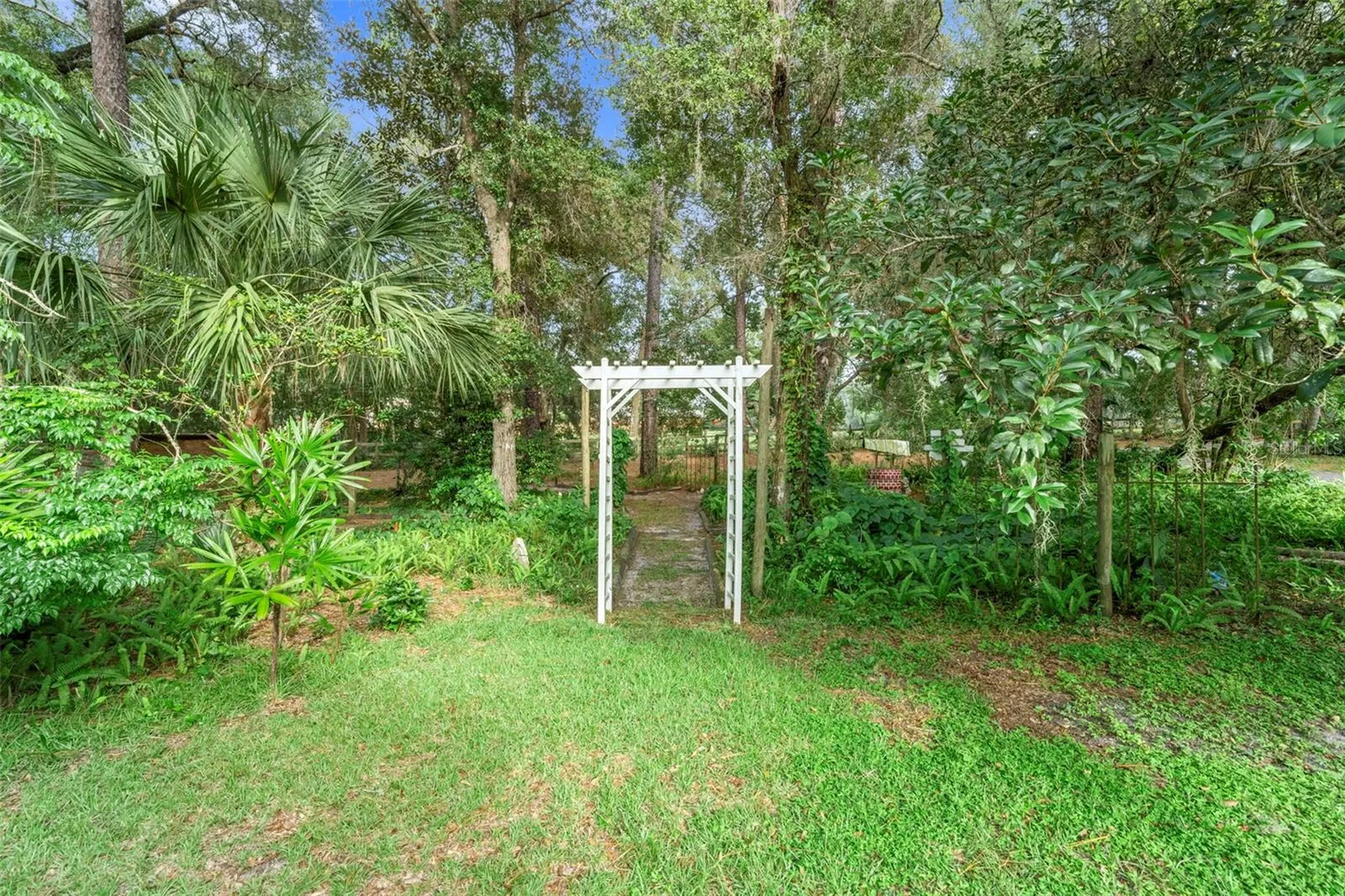 1268 Mcgregor Road Deland FL 32720