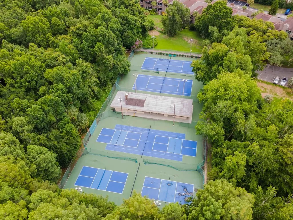 106 Hidden Oak Drive Longwood FL 32779