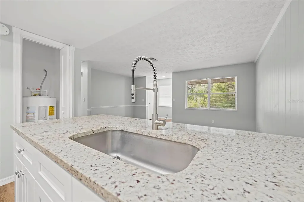 2910 S Coleman Avenue Homosassa FL 34448