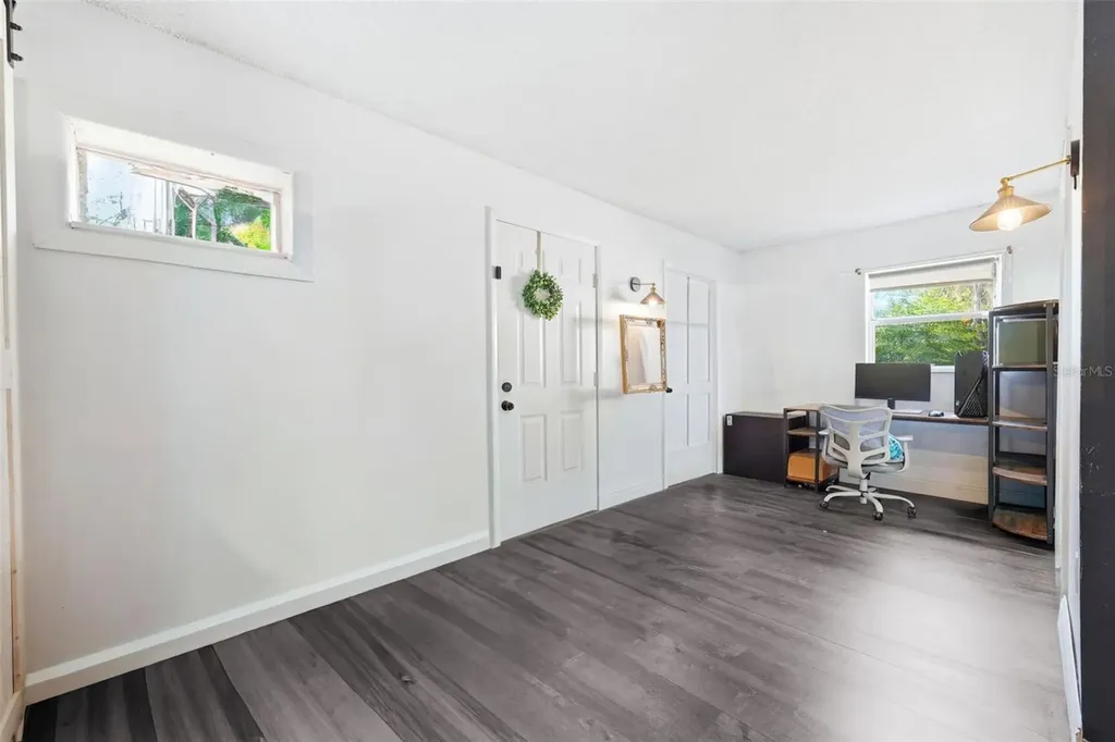 218 S East Street Leesburg FL 34748