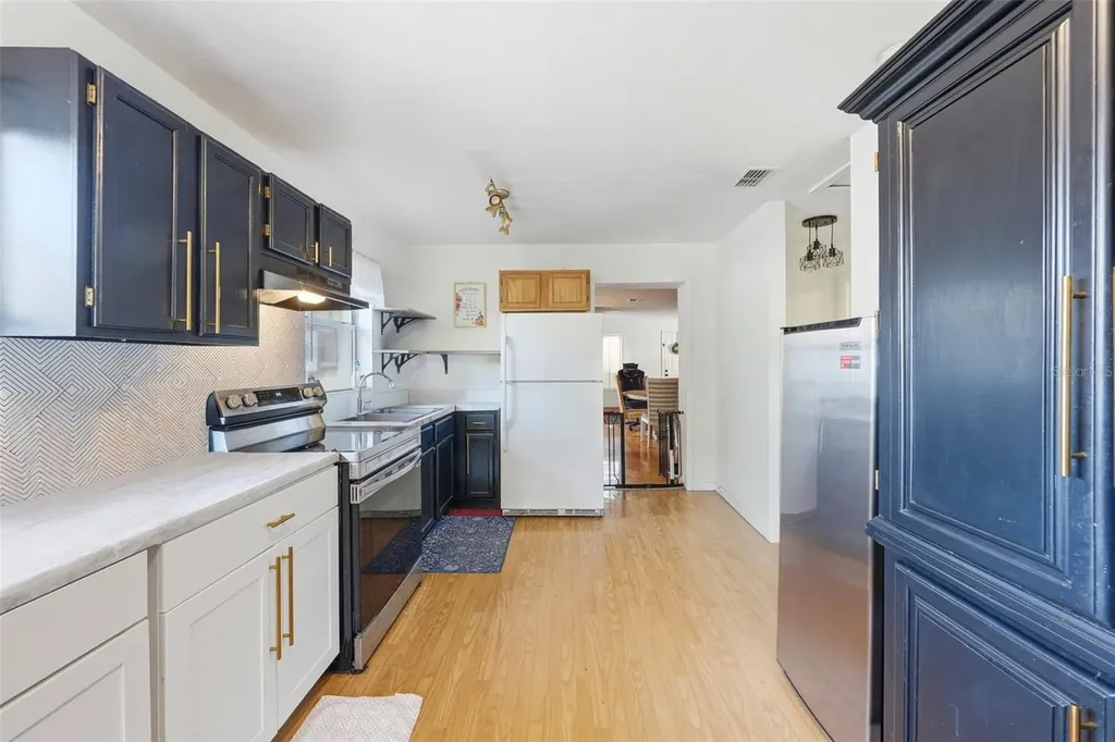 218 S East Street Leesburg FL 34748