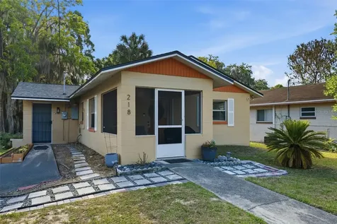 218 S East Street Leesburg FL 34748