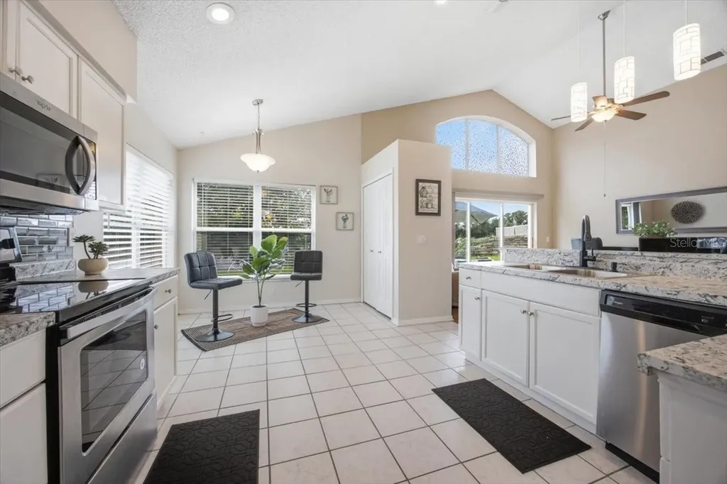 227 Dillon Way Davenport FL 33897