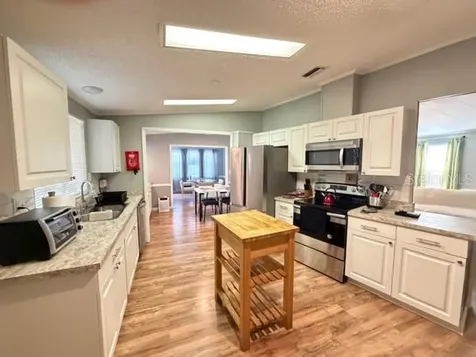 602 Jason Drive Lady Lake FL 32159