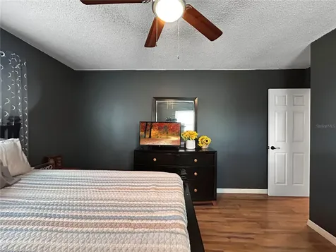 2307 Emory Avenue Bradenton FL 34207