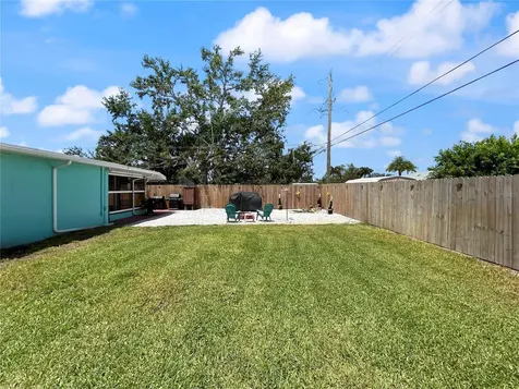 2307 Emory Avenue Bradenton FL 34207