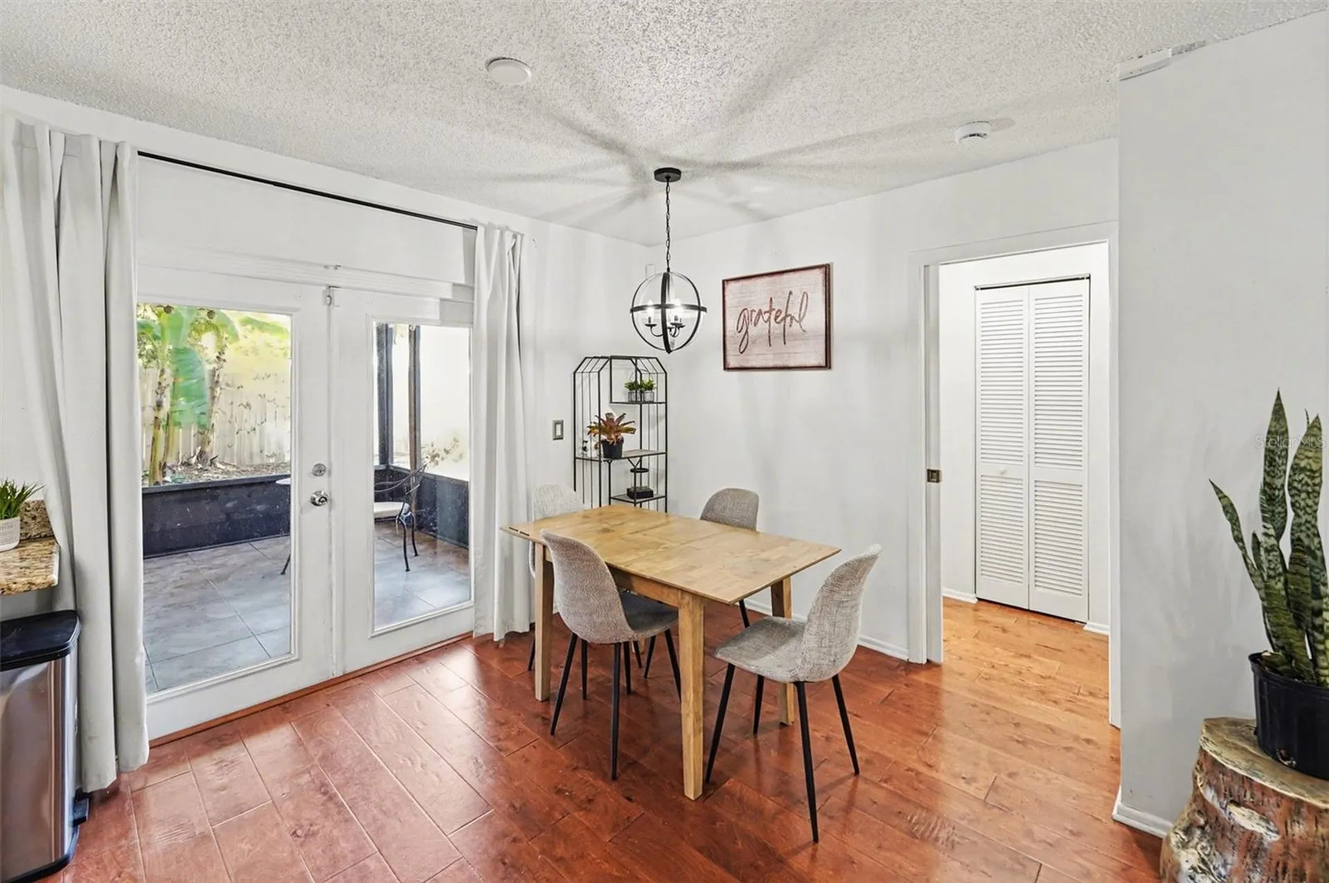 604 Limetree Drive Oldsmar FL 34677