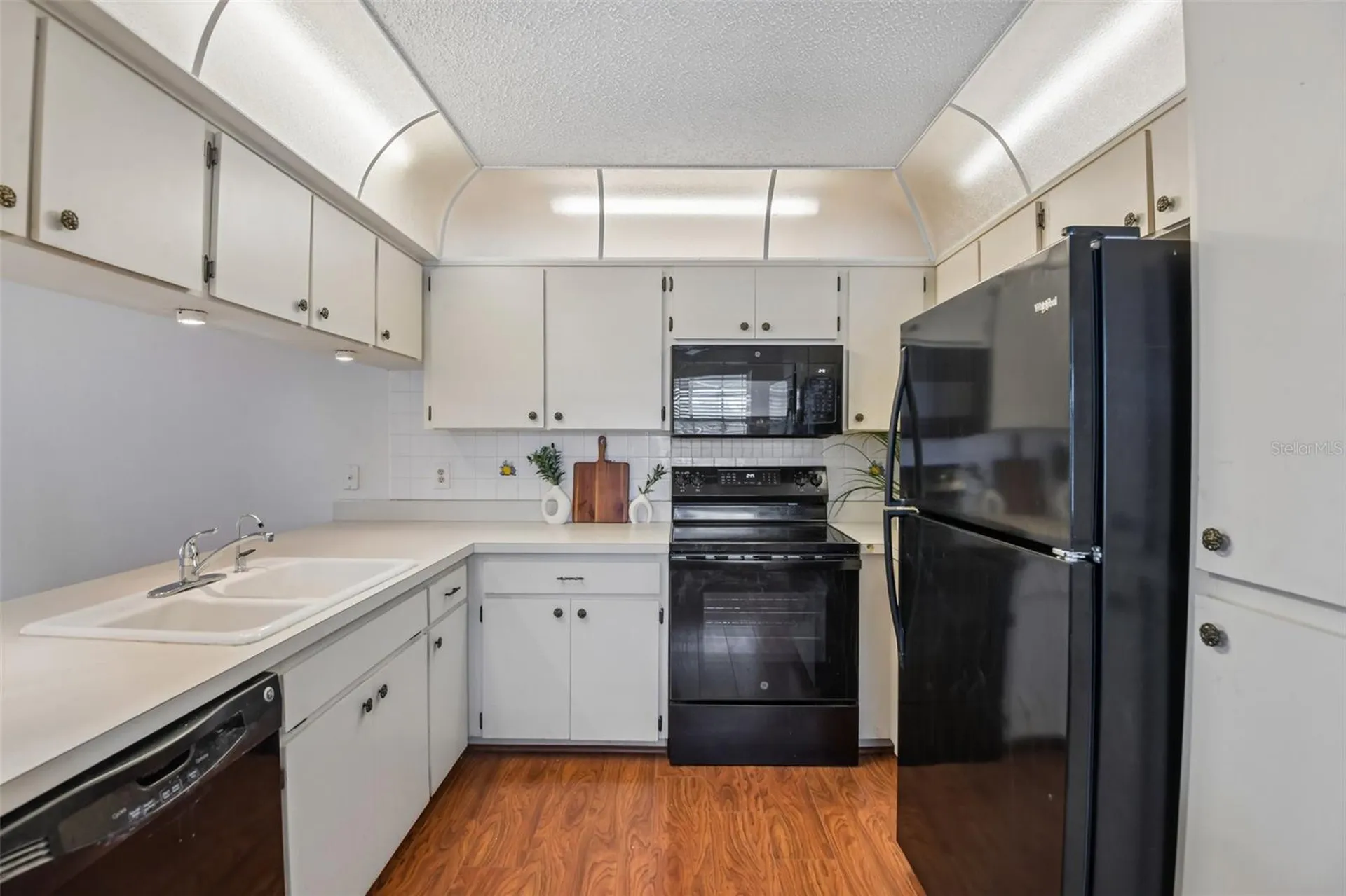 7713 Hillside Court Hudson FL 34667