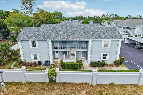 7713 Hillside Court Hudson FL 34667