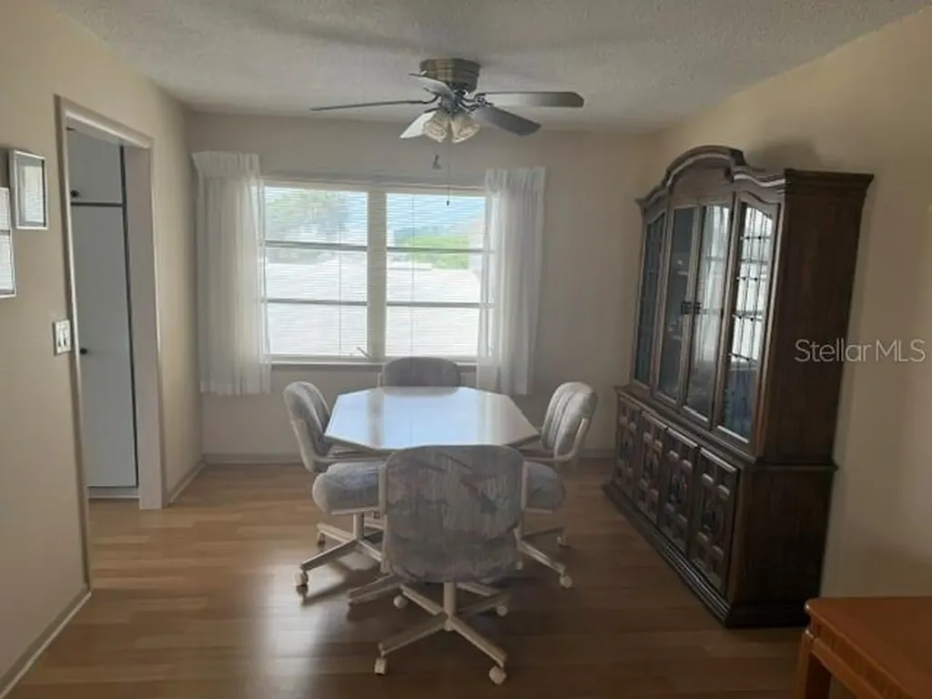 3223 38th Way S St Petersburg FL 33711