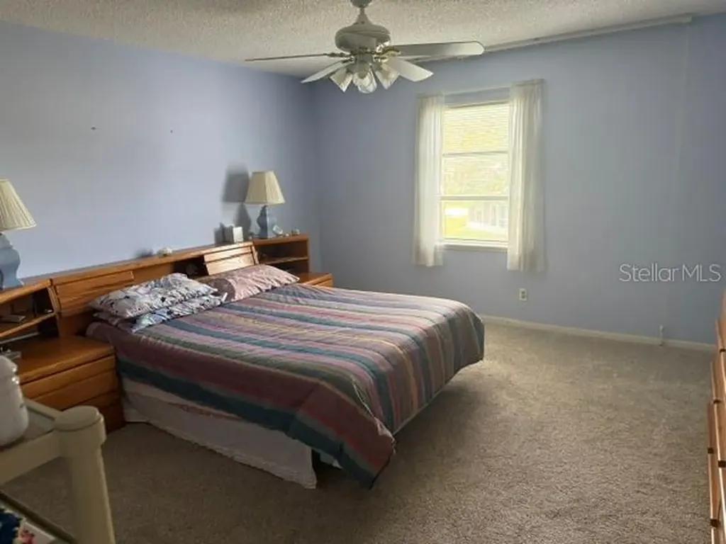 3223 38th Way S St Petersburg FL 33711