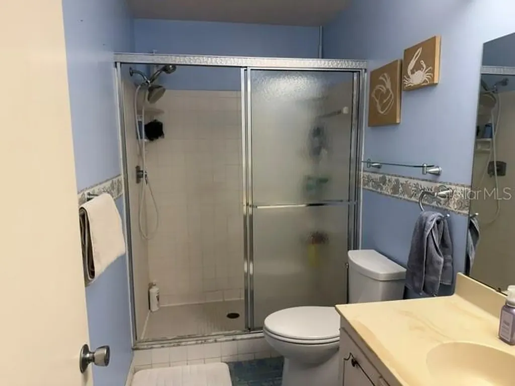 3223 38th Way S St Petersburg FL 33711
