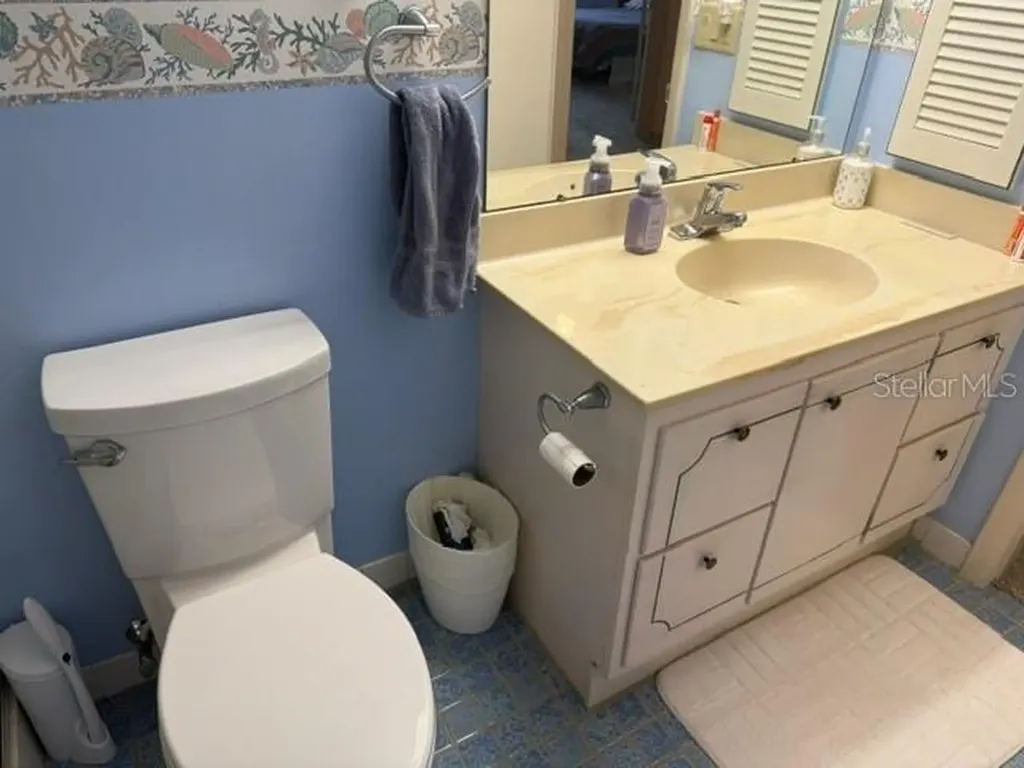 3223 38th Way S St Petersburg FL 33711