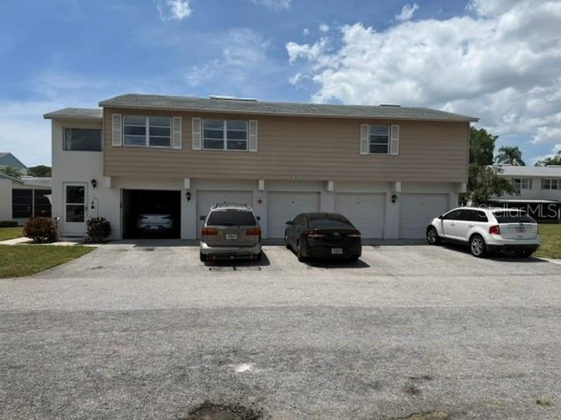 3223 38th Way S St Petersburg FL 33711