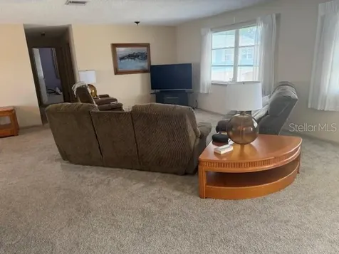 3223 38th Way S St Petersburg FL 33711