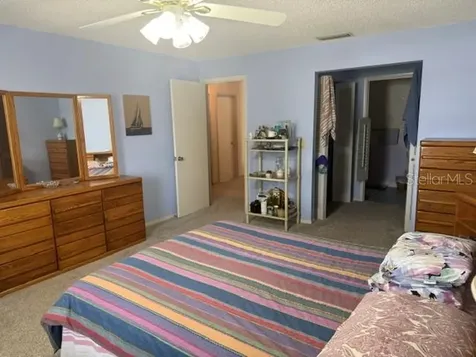 3223 38th Way S St Petersburg FL 33711