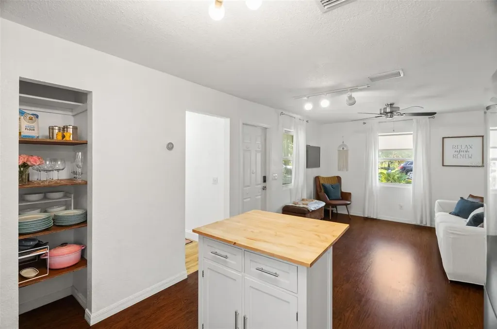 548 Bay Street Dunedin FL 34698