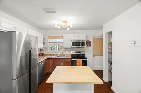 548 Bay Street Dunedin FL 34698