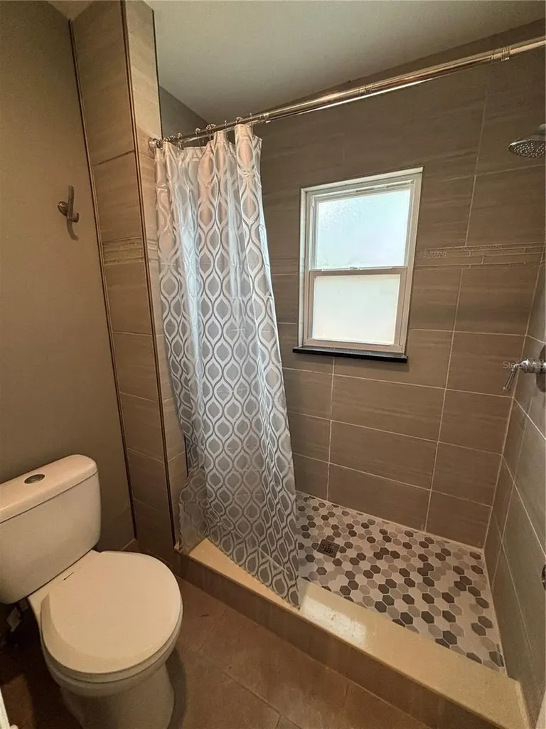 8363 Jennifer Lane Seminole FL 33777