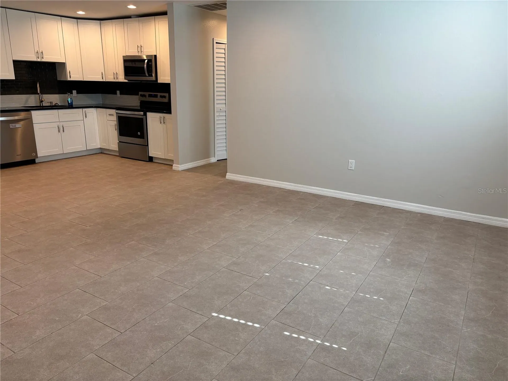 8363 Jennifer Lane Seminole FL 33777