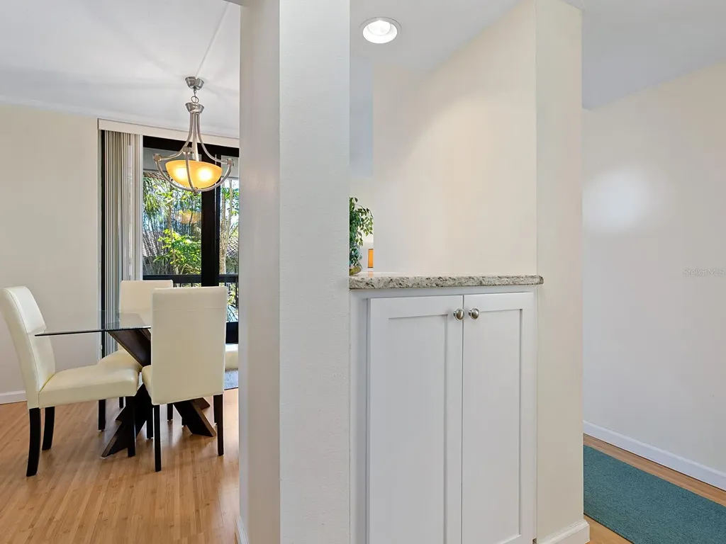 22 Sandy Cove Road Sarasota FL 34242