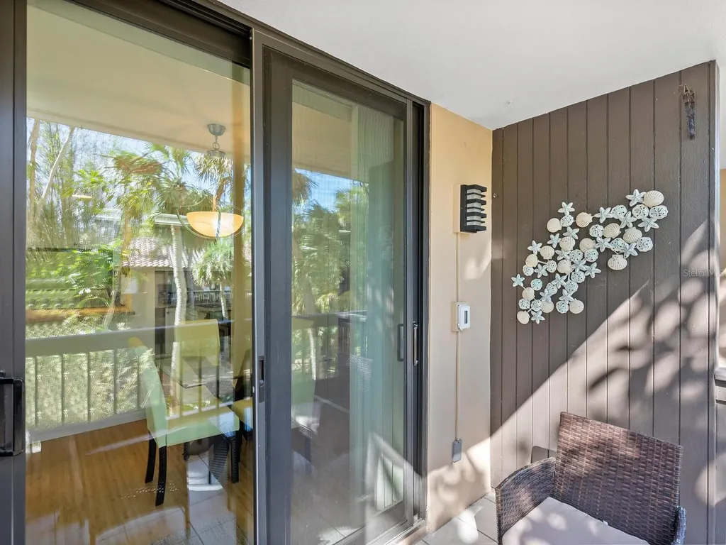 22 Sandy Cove Road Sarasota FL 34242