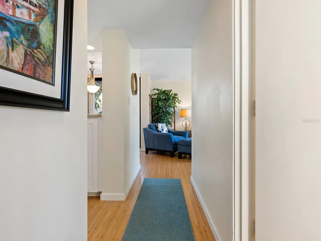 22 Sandy Cove Road Sarasota FL 34242