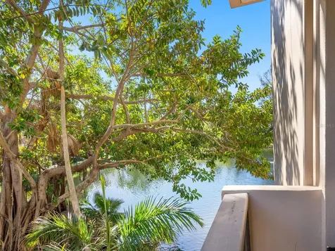 22 Sandy Cove Road Sarasota FL 34242