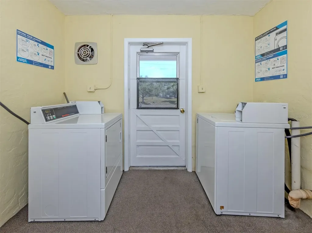 400 Base Avenue E Venice FL 34285
