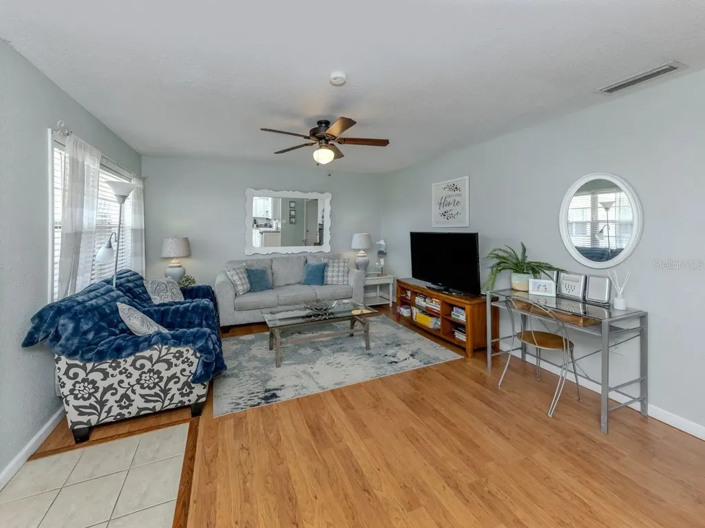 400 Base Avenue E Venice FL 34285