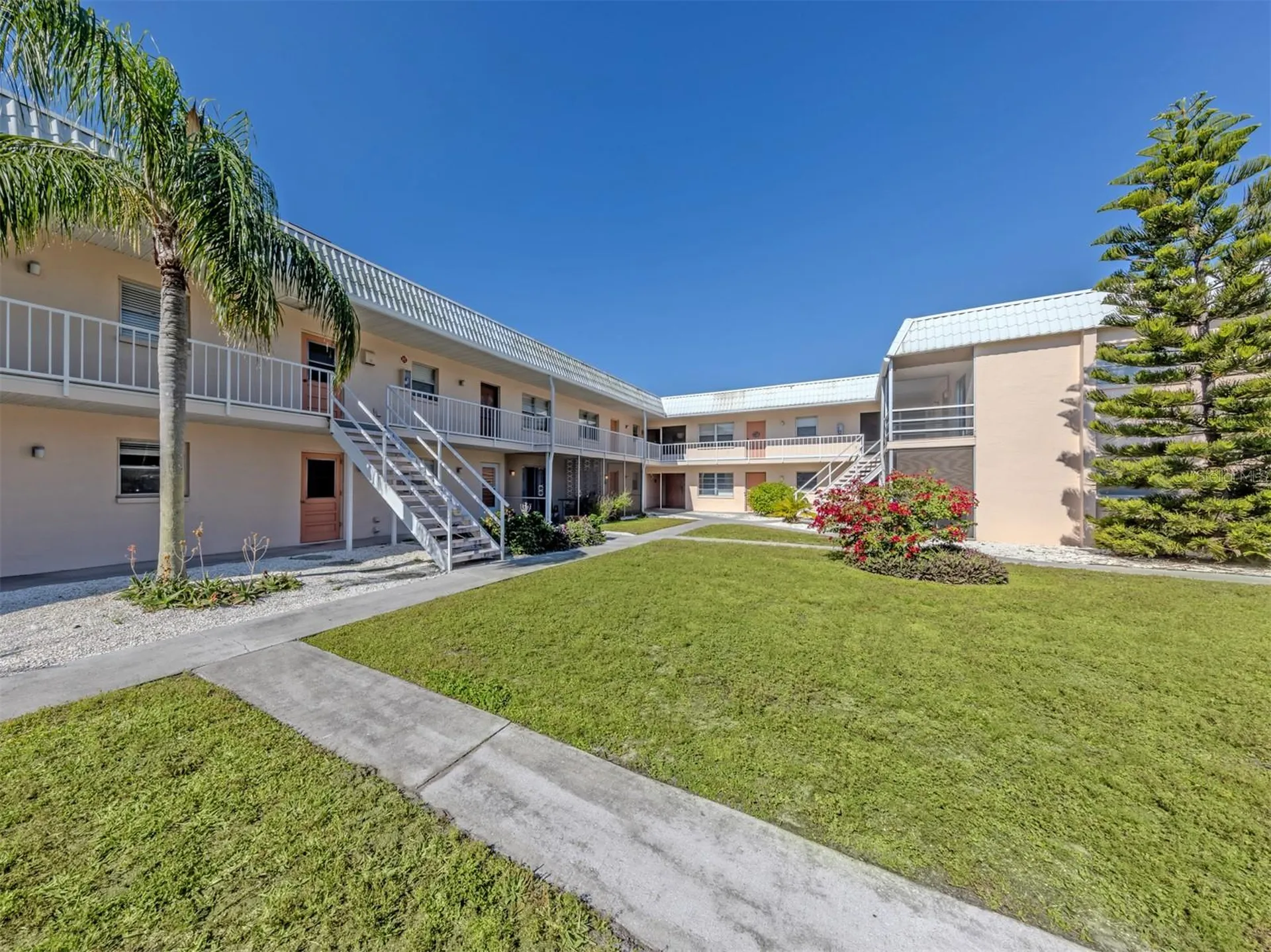 400 Base Avenue E Venice FL 34285